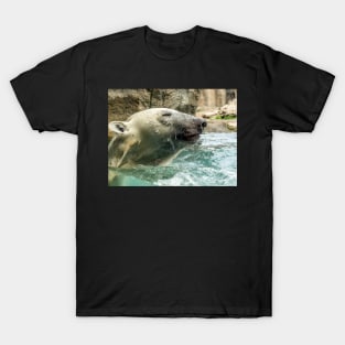 Head of Polar bear above water T-Shirt